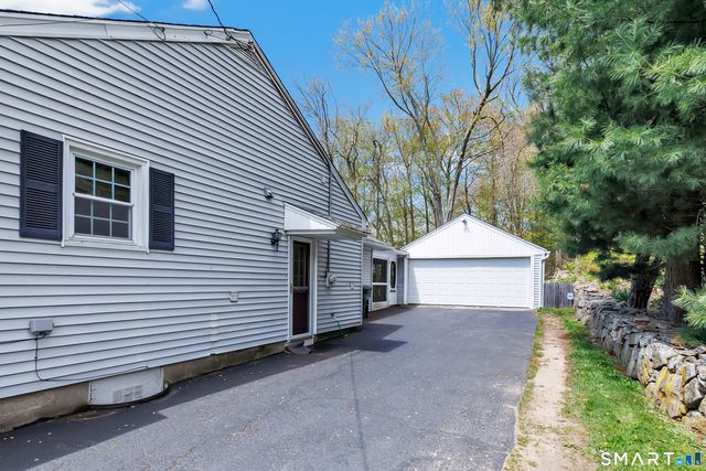 46 Waller Road, Bridgeport, CT 06606