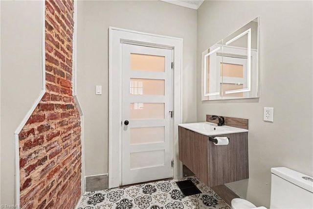 2609 Stockton Street, Winston-salem, NC 27127
