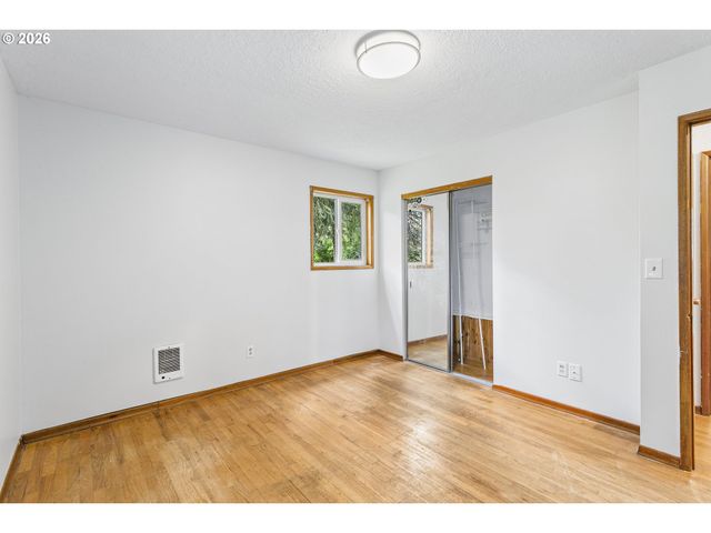 9375 Sw KILLARNEY Ln, Tualatin, OR 97062