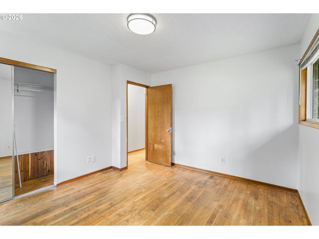 9375 Sw KILLARNEY Ln, Tualatin, OR 97062