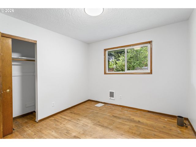 9375 Sw KILLARNEY Ln, Tualatin, OR 97062