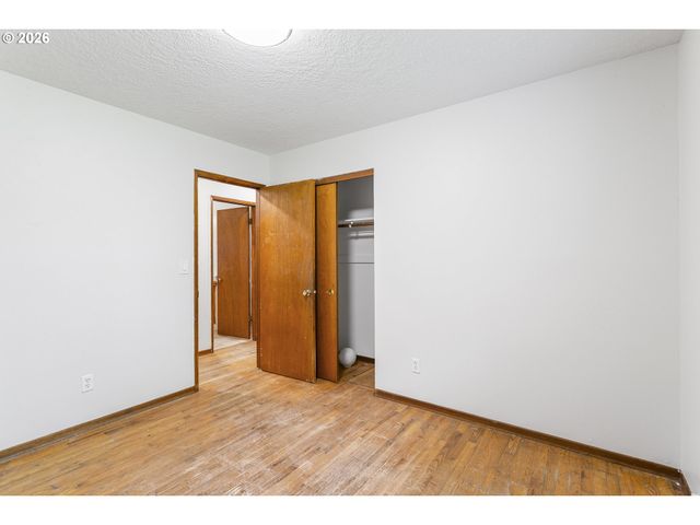 9375 Sw KILLARNEY Ln, Tualatin, OR 97062