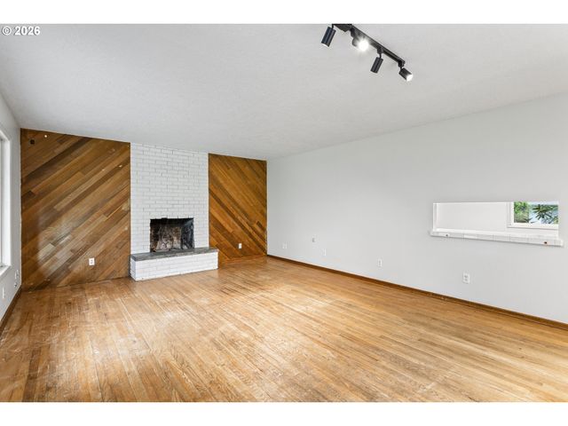 9375 Sw KILLARNEY Ln, Tualatin, OR 97062