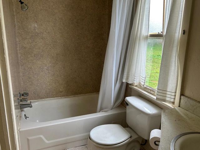 805 Sinex Avenue, Pacific Grove, CA 93950