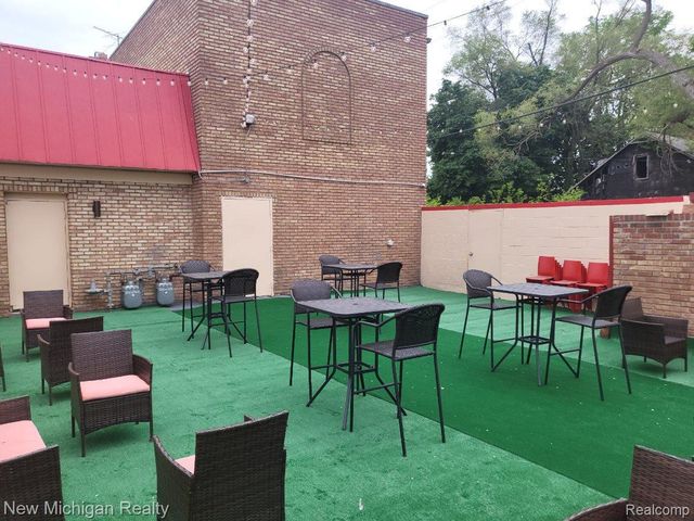 11233 Morang Drive, Detroit, MI 48224