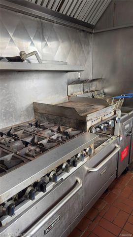 11233 Morang Drive, Detroit, MI 48224