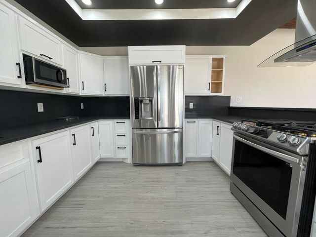 330 Plantation Drive, Clint, TX 79836