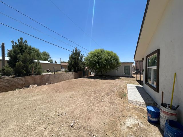 330 Plantation Drive, Clint, TX 79836