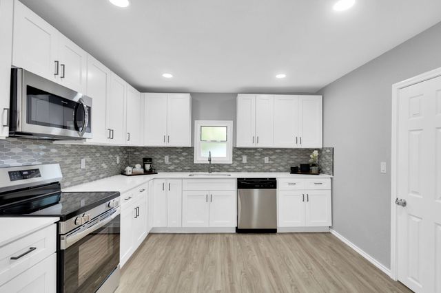 208 Henry Street, Waxahachie, TX 75165