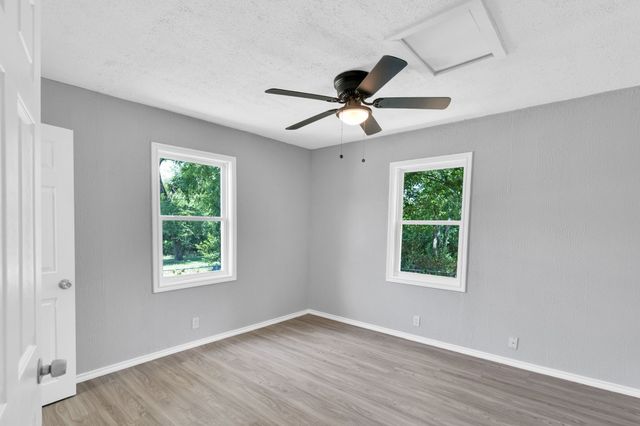 208 Henry Street, Waxahachie, TX 75165