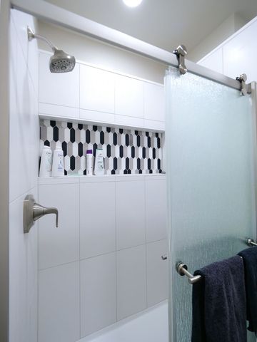 4758 N Ashland Avenue, Chicago, IL 60640