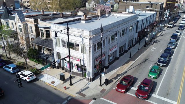 4758 N Ashland Avenue, Chicago, IL 60640