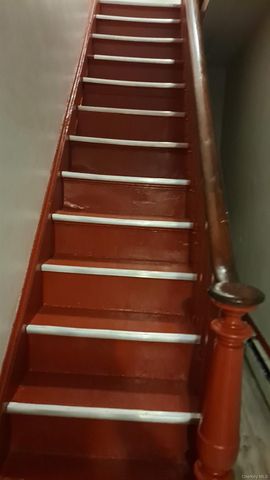 86 William Street, Newburgh, NY 12550