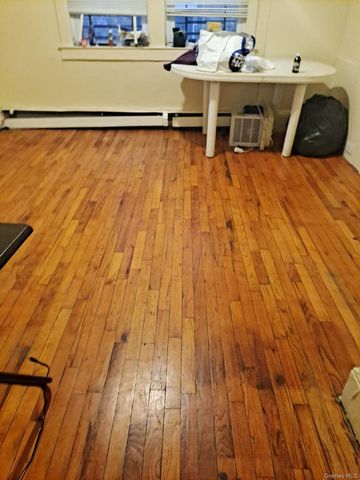 86 William Street, Newburgh, NY 12550