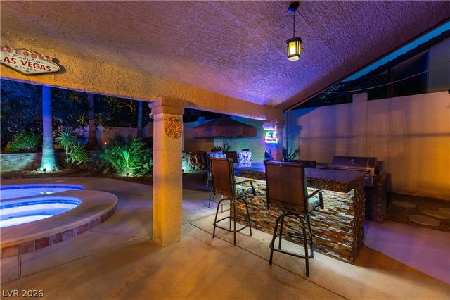 2813 High View Drive, Henderson, NV 89014