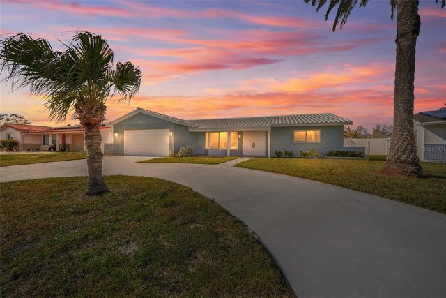 11441 47TH AVENUE N, St Petersburg, FL 33708