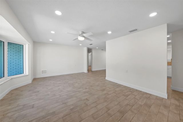 11441 47TH AVENUE N, St Petersburg, FL 33708