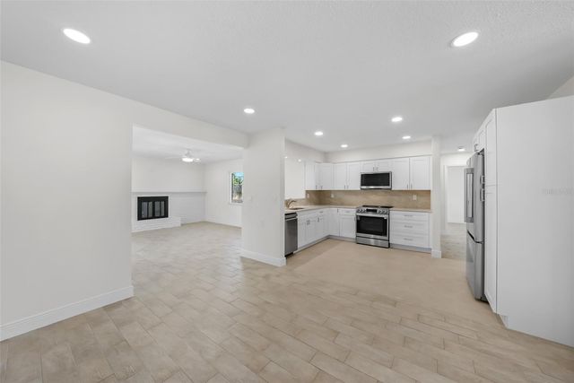 11441 47TH AVENUE N, St Petersburg, FL 33708