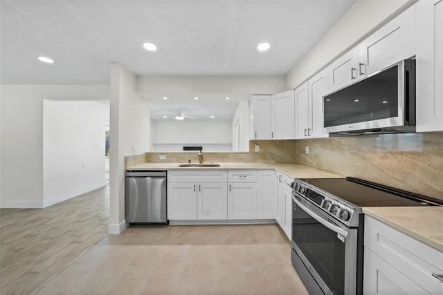 11441 47TH AVENUE N, St Petersburg, FL 33708