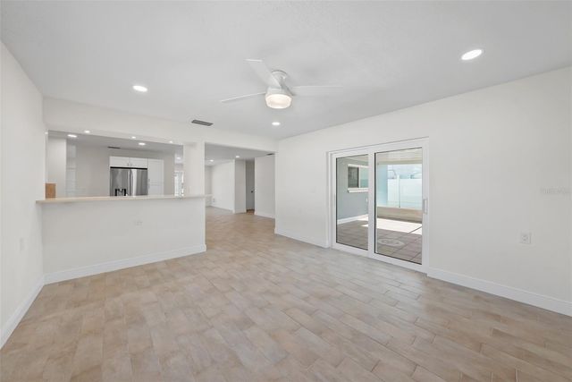 11441 47TH AVENUE N, St Petersburg, FL 33708