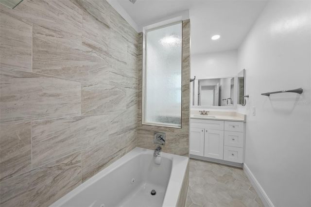 11441 47TH AVENUE N, St Petersburg, FL 33708