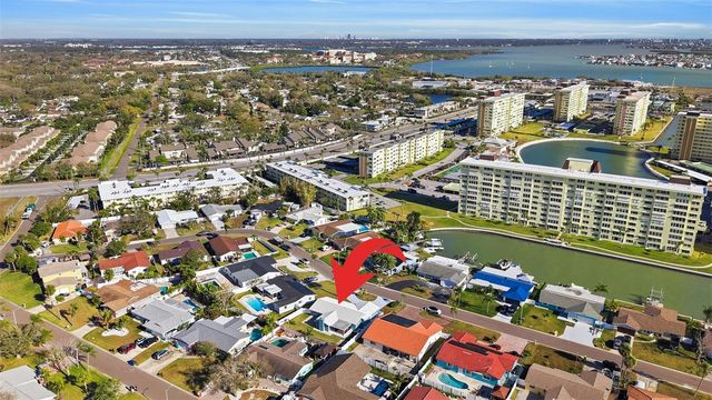 11441 47TH AVENUE N, St Petersburg, FL 33708