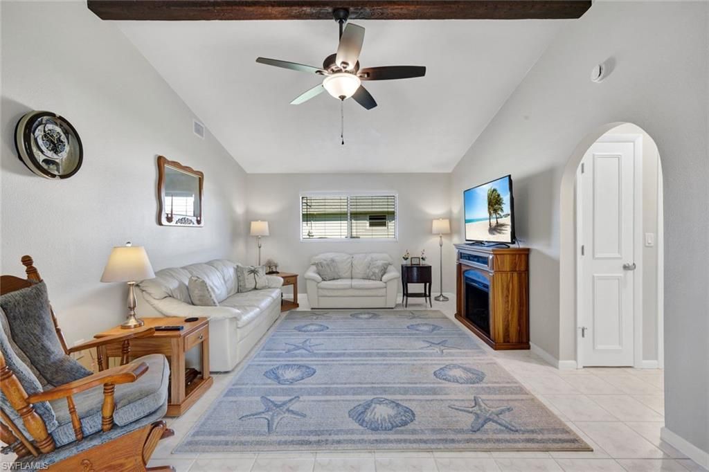 Image 9 of property listing at 215 SE 12th AVE, Cape Coral, FL 33990