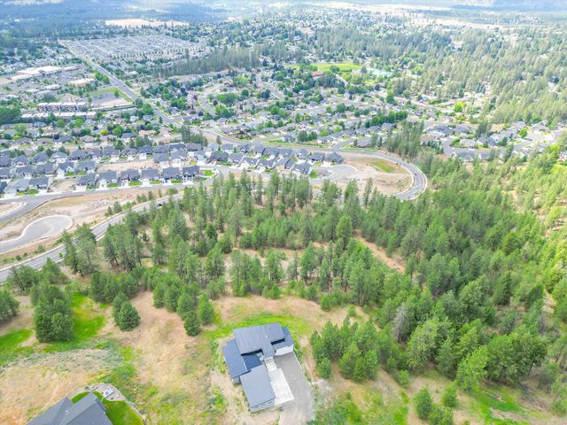 8905 N Rustle Rd, Spokane, WA 99208