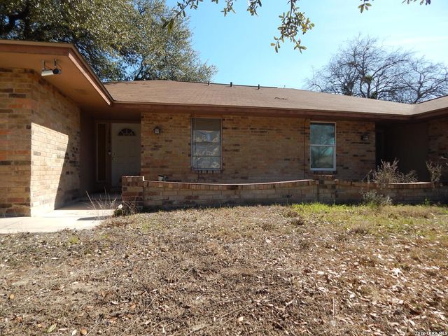 1506 Eichen Rd, New Braunfels, TX 78130