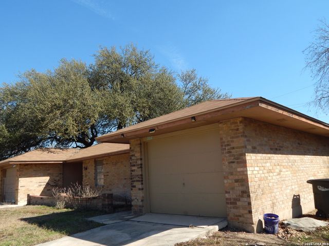 1506 Eichen Rd, New Braunfels, TX 78130