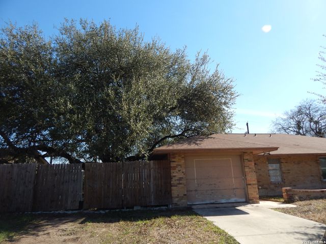 1506 Eichen Rd, New Braunfels, TX 78130