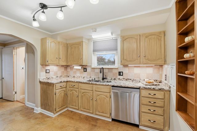 253 Powhatan Avenue, Columbus, OH 43204