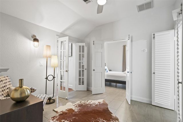 2106 Kenwood Ave, Austin, TX 78704