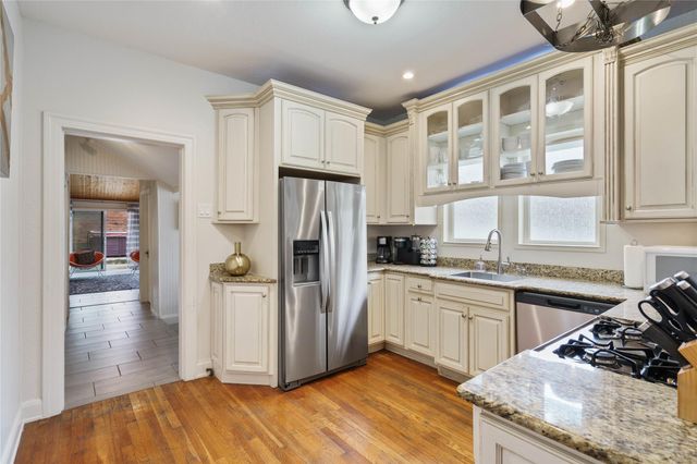 2106 Kenwood Ave, Austin, TX 78704