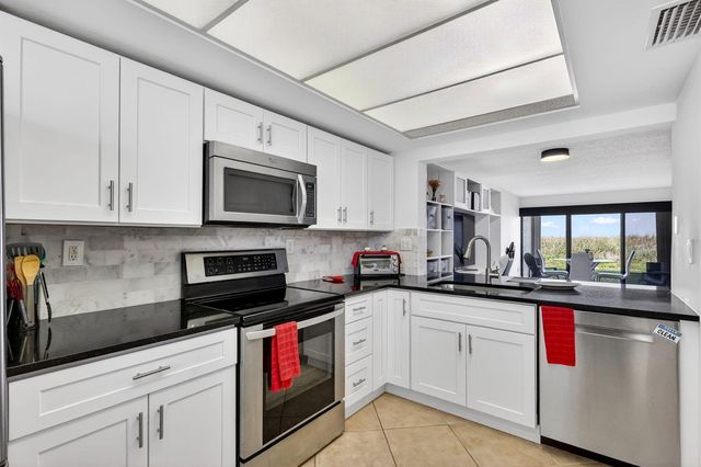 10310 S Ocean Drive 107, Jensen Beach, FL 34957