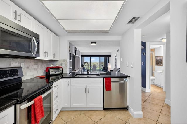 10310 S Ocean Drive 107, Jensen Beach, FL 34957