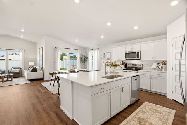 676 Duffer Loop, Deer Park, WA 99006
