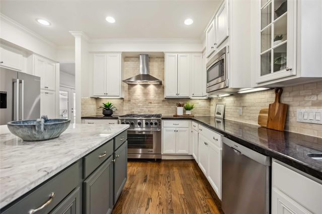 2621 Morrison Street, Houston, TX 77009