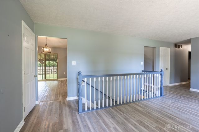 2747 W Lonesome Dove Lane, Springfield, OH 45505