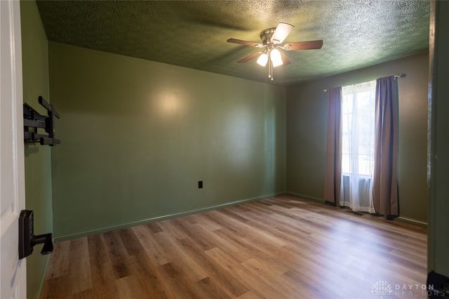 2747 W Lonesome Dove Lane, Springfield, OH 45505