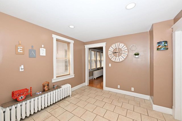 1818 S 6th STREET, Milwaukee, WI 53204