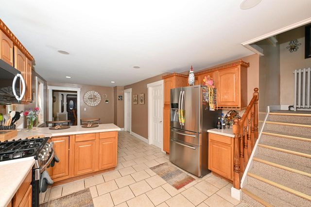 1818 S 6th STREET, Milwaukee, WI 53204