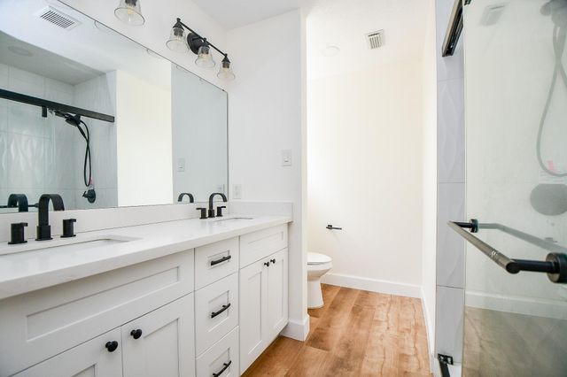 16510 Blackhawk Boulevard, Friendswood, TX 77546