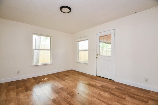 16510 Blackhawk Boulevard, Friendswood, TX 77546
