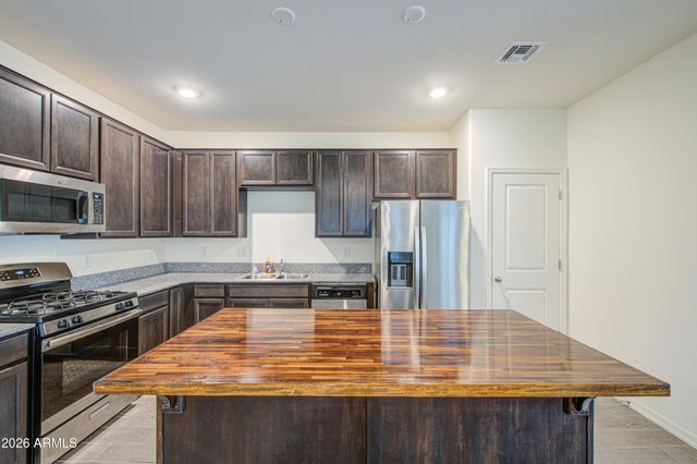 312 E RIO Place, Casa Grande, AZ 85122