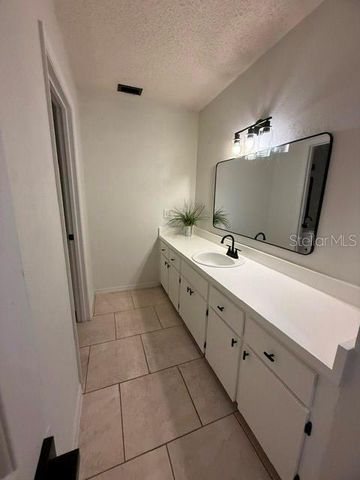 40145 W 7TH AVENUE, Umatilla, FL 32784