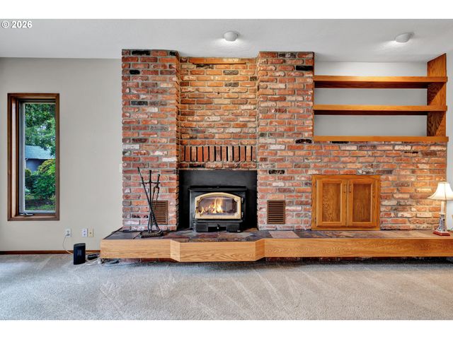 2270 UPAS Pl, Florence, OR 97439