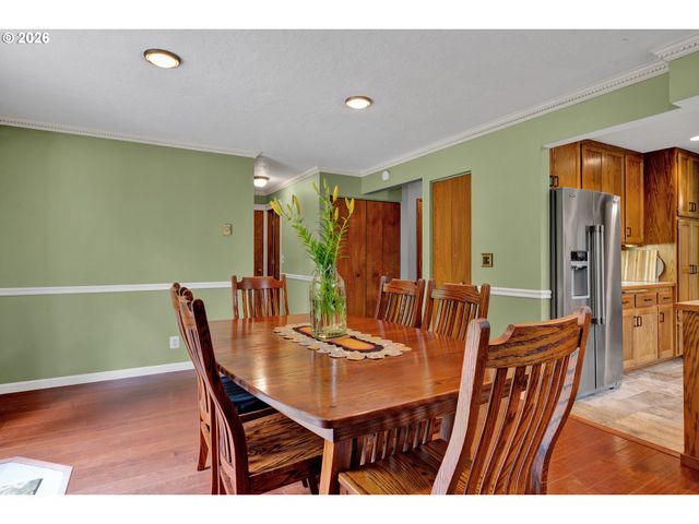 2270 UPAS Pl, Florence, OR 97439