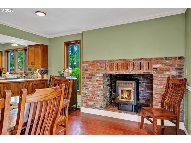 2270 UPAS Pl, Florence, OR 97439