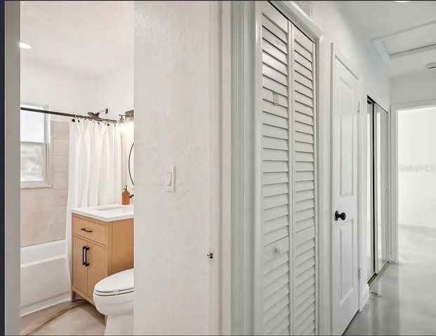 6501 SAWYER COURT, Tampa, FL 33634